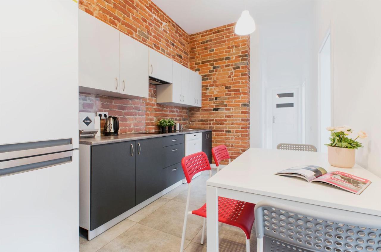 Apartstate Rooms On Wschodnia, 36 วูดช์ ภายนอก รูปภาพ