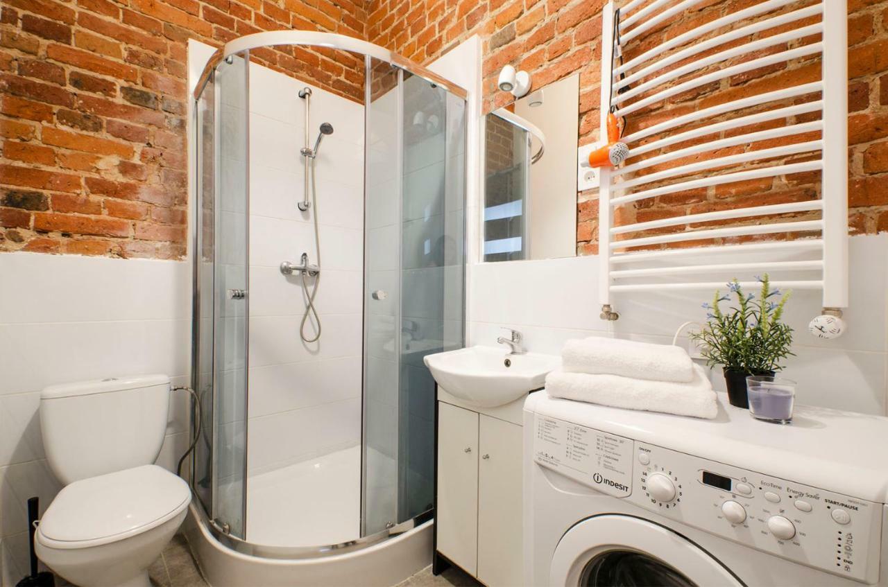 Apartstate Rooms On Wschodnia, 36 วูดช์ ภายนอก รูปภาพ